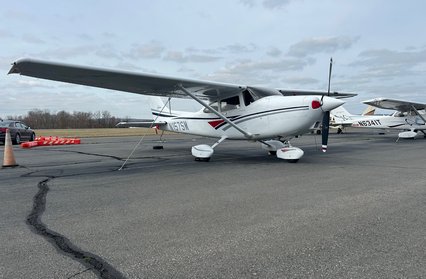 N157SM - Cessna 182S