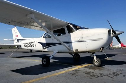 N65637 Cessna 172SP